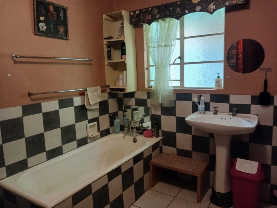 2 Bedroom Property for Sale in Hennenman Free State